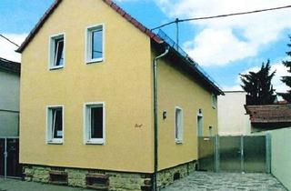 Haus mieten in 67575 Eich, Gemütliches Einfamilienhaus mit Hof und kleiner Grünanlage