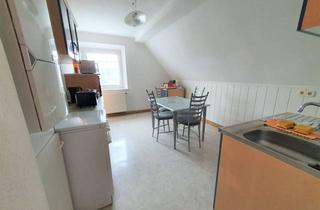 Immobilie mieten in Enoch-Widman-Str. 26, 95028 Innenstadt, Schöne 2-Zimmer Wohnung - MÖBLIERT!
