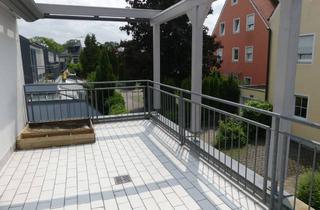 Wohnung kaufen in 85221 Dachau, Helle 3-Zimmer-Wohnung mit Dachterrasse in Dachau