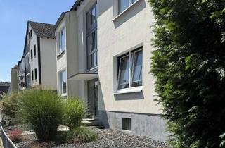 Wohnung mieten in Auestraße 15, 51379 Opladen, Opladen! Charmante 3 Zimmer Wohnung mit Balkon und Gartenblick - frisch renoviert & bezugsbereit