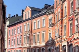 Wohnung mieten in Brunnenstraße 22, 95028 Innenstadt, Erstbezug nach Renovierung - Altbauwohnung mit Balkon