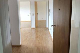 Wohnung mieten in Freiburger Straße 26, 79395 Neuenburg, Helle 2-Zimmer-Wohnung mit zwei Balkonen in zentraler Lage von Neuenburg am Rhein