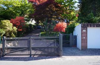 Villa kaufen in Schloß-Wolfsbrunnenweg 56, 69118 Schlierbach, große Architektenvilla 7 Zimmer mit historischen Garten