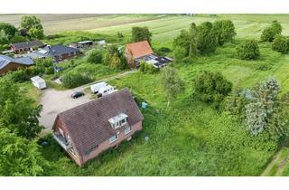 Grundstück zu kaufen in 21683 Stade, Top-Investment! 4800 qm Baugrundstück! inkl. 2 Objekte!