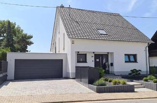 Haus kaufen in 66450 Bexbach, Bexbach - Repräsentatives lichtdurchflutetes Komforthaus in idyllischer Stadtrandlage