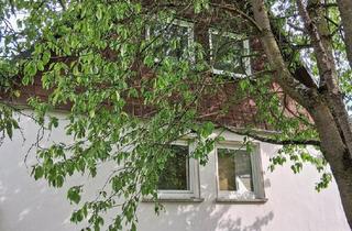 Doppelhaushälfte kaufen in 95032 Hof, Eine "kleine" Doppelhaushälfte mit großzügigem Garten in Hof !