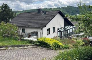 Einfamilienhaus kaufen in 55606 Hochstetten-Dhaun, Hochstetten-Dhaun - Top-Gelegenheit! Einfamilienhaus mit Einliegerwohnung in Hochstetten-Dhaun zu verkaufen.