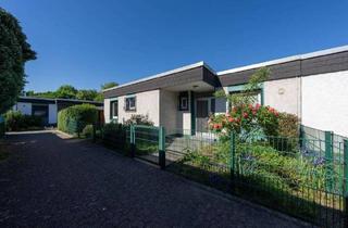 Haus kaufen in 44653 Herne, Herne - Freistehender Bungalow mit Garten & Garage in Wanne-Eickel