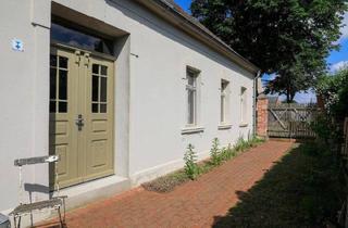 Haus kaufen in Lindenstraße 5A, 14789 Bensdorf, Bensdorf - Restauriertes und Denkmalgeschütztes Pfarrhaus in Bensdorf provisionsfrei zu verkaufen