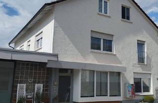 Wohnung kaufen in 78559 Gosheim, Gosheim - 5-Zimmer-Wohnung mit Balkon und Dachterrasse