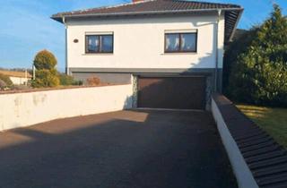 Einfamilienhaus kaufen in 66780 Rehlingen-Siersburg, Rehlingen-Siersburg - Einfamilienhaus mit angebauter separat nutzbaren Wohnung