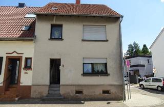 Haus kaufen in 66450 Bexbach, Bexbach - Zweifamilienhaus mit Potenzial - saniert & gut vermietet