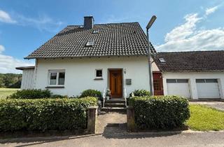 Haus kaufen in 37586 Dassel, Dassel - Schönes 1-2 Familenhaus in ländlicher Lage