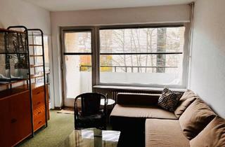 Wohnung kaufen in 12203 Berlin, Berlin - Einzimmerwohnung mit Balkon in ruhiger Wohnlage