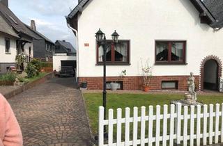 Einfamilienhaus kaufen in 56281 Emmelshausen, Emmelshausen - Einfamilienhaus mit Einilegerwohnung in Norath