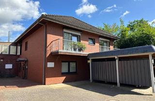 Haus kaufen in 25712 Burg, Burg (Dithmarschen) - vermietete Wohn- und Geschäftshaus in guter Lage