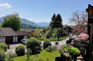 Wohnung kaufen in 83346 Bergen, Charmante Landhaus-Maisonette in Traumlage mit Alpenpanoramablick