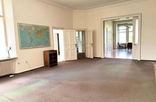 Wohnung kaufen in Spichernstraße 15, 10777 Wilmersdorf, sehr große herrschaftliche Altbauwohnung 9 Zimmer auf 289 qm im 4.OG mit Aufzug