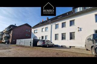 Wohnung kaufen in 47259 Huckingen, Provisionsfreie Dachgeschosswohnung mit 3 Garagen und 3 Stellplätze