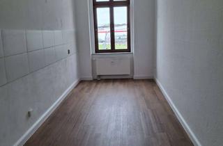 Wohnung kaufen in 02826 Innenstadt, Helle neu sanierte 3 Raum Wohnung zu verkaufen