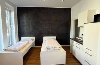 Wohnung kaufen in 82110 Germering, CITYGOLD-LIVING – Exklusives EG-Apartment im Zentrum Germering – Eigennutzer, Anleger & Boarding