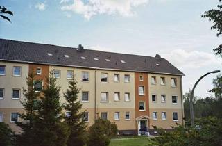 Wohnung mieten in Schillerstr. 11, 08626 Adorf, renovierte 3-Raum Wohnung mit Balkon