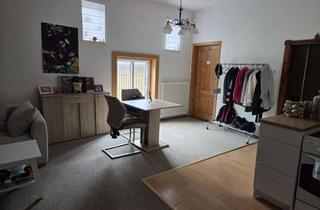 Wohnung mieten in Segeberger Straße 66, 24629 Kisdorf, Charmante Single Wohnung auf dem Land - inklusive Pferdebox!