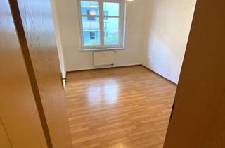 Wohnung mieten in Magdelstieg 67, 07745 Süd, Hübsche 2-Raumwohnung - Einbauküche möglich