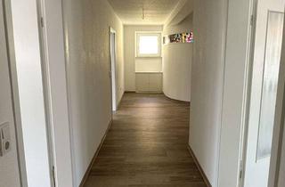 Wohnung mieten in Moltkestraße 3-7, 68623 Lampertheim, Helle 4-Zimmer-Wohnung mit Balkon in Lampertheim, frisch renoviert