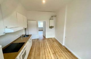Wohnung mieten in 44145 Dortmund, Geräumige Schnuckelige Wohnung mit schönen Dielen, Küche und Balkonen