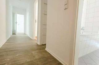 Wohnung mieten in Lange Str 32, 09599 Freiberg, Balkon und 1. OG