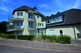 Wohnung mieten in 53937 Schleiden, moderne Wohnung, Balkon und Einbauküche inklusive !!!
