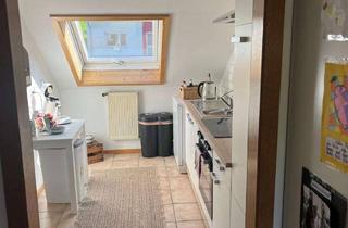 Wohnung mieten in Märkerwaldstraße 26a, 64625 Bensheim, Ansprechende 3-Zimmer-DG-Wohnung in Bensheim-Gronau