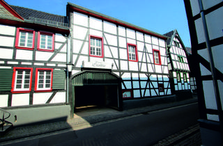 Lofts mieten in 53894 Mechernich, einzigartig wohnen: Loftwohnung in hochwertig saniertem Baudenkmal