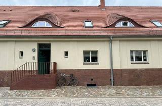 Wohnung mieten in Funkerberg 11, 15711 Königs Wusterhausen, Gemütliche Reihenhaus/Maisonett Einheit am Funkerberg