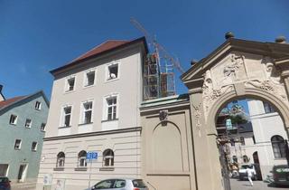 Wohnung mieten in 93047 Innenstadt, Wohnen in der Altstadt - Schöne 3-Zimmer-Wohnung