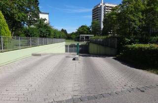Garagen kaufen in Raiffeisenstrasse 70, 85716 Unterschleißheim, Verkaufe praktischen Tiefgaragenplatz