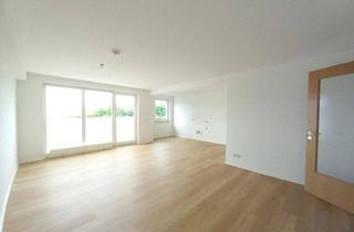 Immobilie mieten in 08451 Crimmitschau, teilsaniertes 1-Zimmer Apartment mit Balkon u. Aufzug am Anton-Günter-Pl. 2, betreutes Wohnen optional