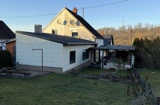 Einfamilienhaus kaufen in Kleeweg 18, 66280 Sulzbach, Einfamilienhaus mit Garten und Garage zu verkaufen