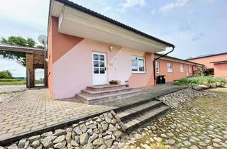 Haus kaufen in Delitzscher Straße 27, 04509 Wiedemar, Einzigartiger Hof mit zwei Wohnhäusern, einer Scheune und Garten