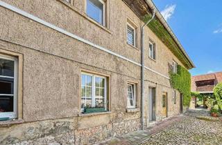 Haus kaufen in 04654 Frohburg, Reizvolles Zweifamilienhaus mit Entwicklungsmöglichkeiten in zentraler Lage von Frohburg