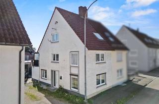 Doppelhaushälfte kaufen in 88471 Laupheim, Zentral wohnen in Laupheim! Charmante Doppelhaushälfte mit Dachterrasse und viel Potenzial