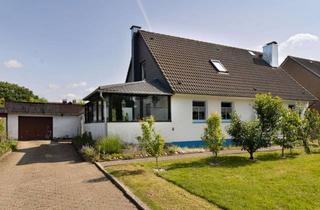 Einfamilienhaus kaufen in 24879 Neuberend, Komplett saniertes Einfamilienhaus mit wasserführendem Holzofen