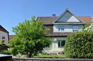 Haus kaufen in 31241 Ilsede, Feldblick: Mansarddach-DHH mit 1064 m² Grundstück, Vollkeller, Garage & Nebengebäude