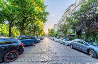 Anlageobjekt in Paul-Lincke-Ufer 38, 10999 Kreuzberg, Rented 2-room attic apartment with a view of the Landwehrkanal