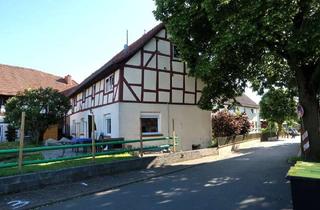 Anlageobjekt in 34516 Vöhl, Charmantes Zweifamilienhaus in Vöhl / Marienhagen nahe am Edersee!