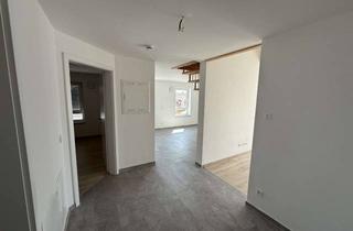Wohnung mieten in 85399 Hallbergmoos, Geschmackvolle, neuwertige 2,5-Zimmer-Maisonette-Wohnung mit geh. Innenausstattung mit Balkon