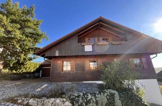 Haus kaufen in 93138 Lappersdorf, 6-Zi.-Holz-EFH mit , Wintergarten, 2 Balkonen u. Blick ins Grüne (eigener Wald) in Lappersdorf