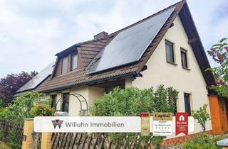 Einfamilienhaus kaufen in 06779 Raguhn, Großzügiges Einfamilienhaus mit Photovoltaik, Pool, Sauna, Kamin und Doppelgarage