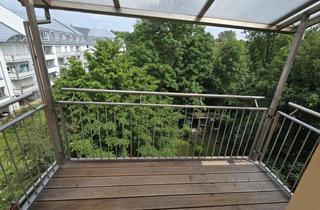 Wohnung mieten in Thomas-Mann-Str., 08058 Zwickau, + + + 3,0-Zimmerwohnung mit Balkon und Gartennutzung! + + +